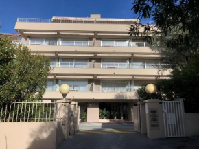 Appartement 2P avec Balcon, Clim, à 50m de la Plage et Centre-ville, WiFi et Parking Disponibles - FR-1-466A-3